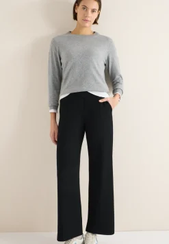 Straight Leg Hose
