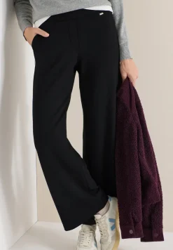 Straight Leg Hose