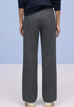 Straight Leg Hose