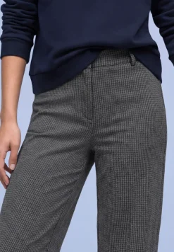 Straight Leg Hose