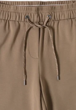Straight Leg Hose