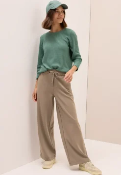 Straight Leg Hose