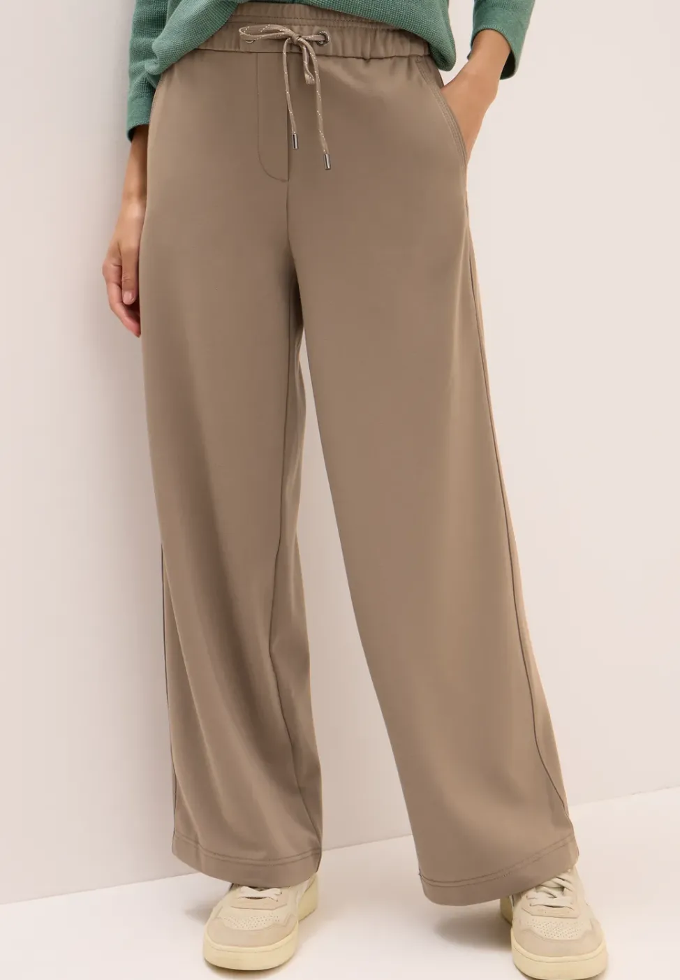 Straight Leg Hose