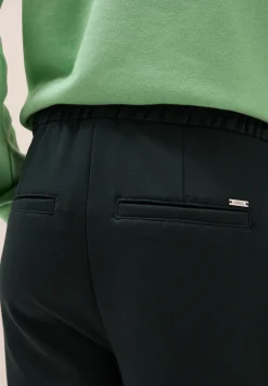 Straight Leg Hose