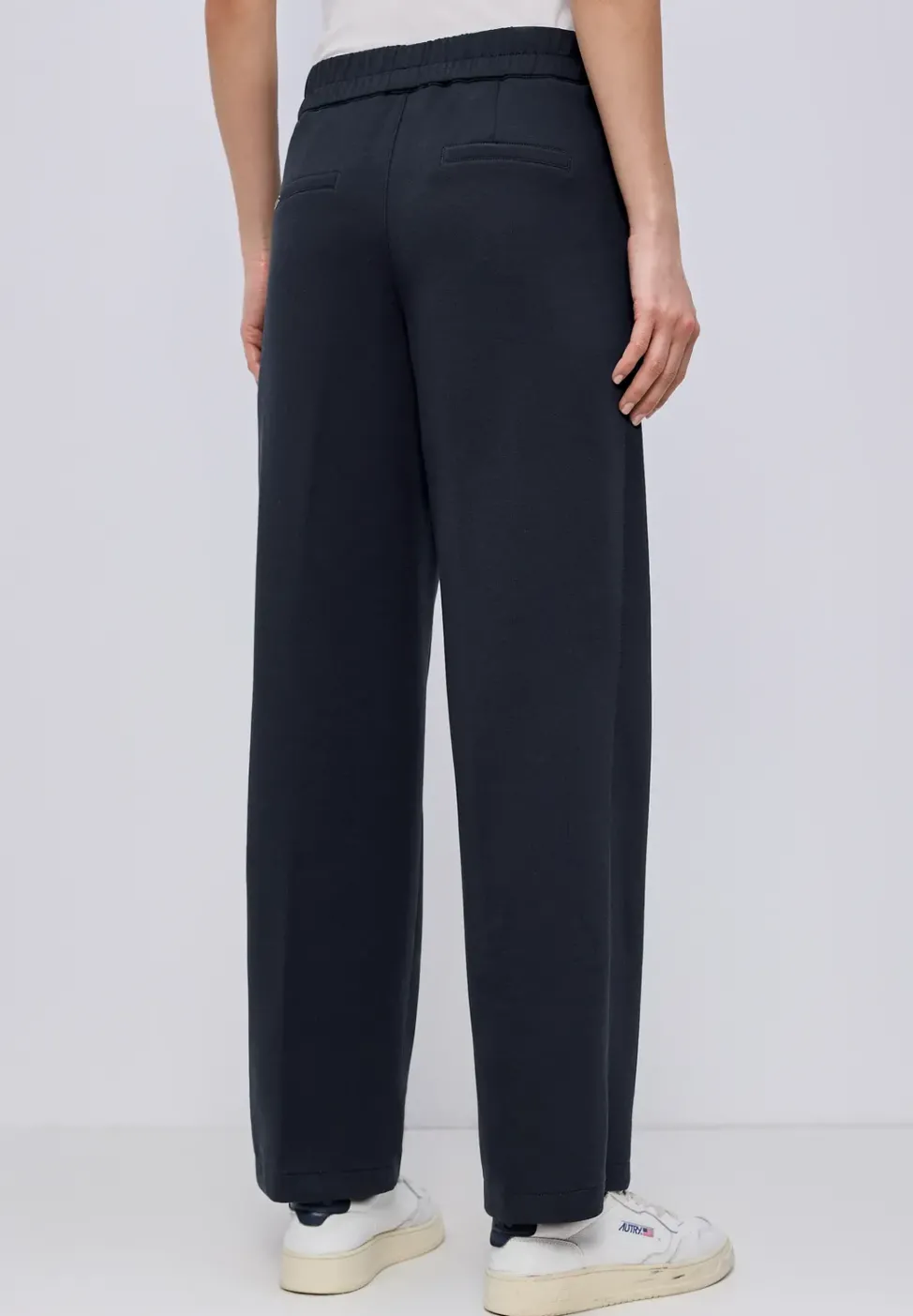 Straight Leg Hose