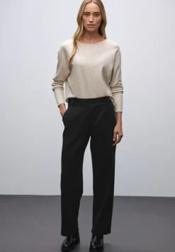 Straight Leg Hose