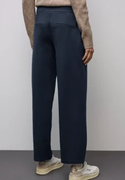 Straight Leg Hose