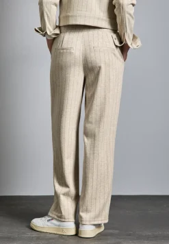 Straight Leg Hose