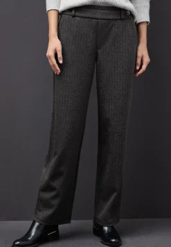 Straight Leg Hose