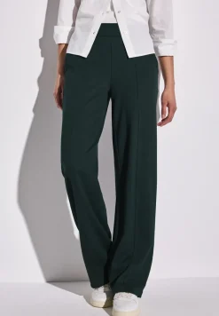 Straight Leg Hose