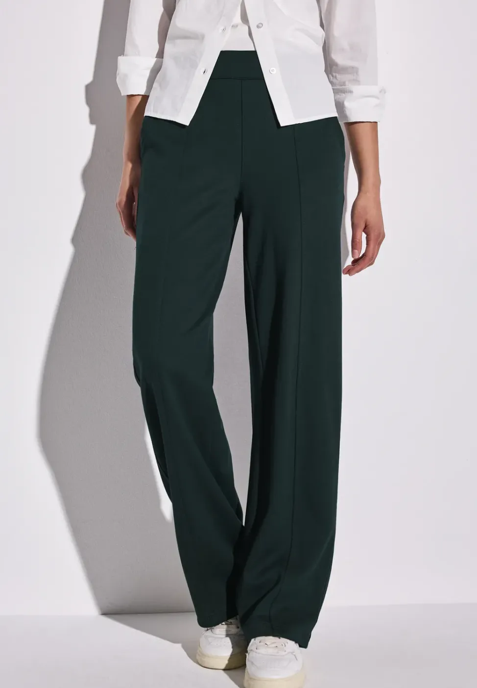 Straight Leg Hose