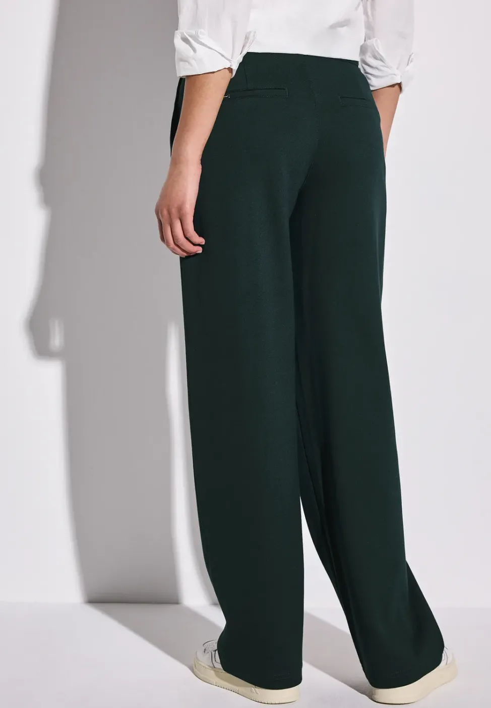 Straight Leg Hose