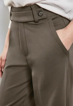 Straight Leg Hose