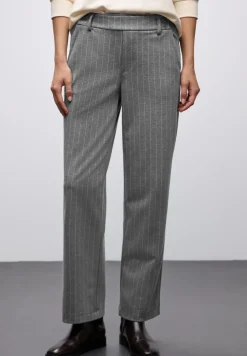 Straight Leg Hose