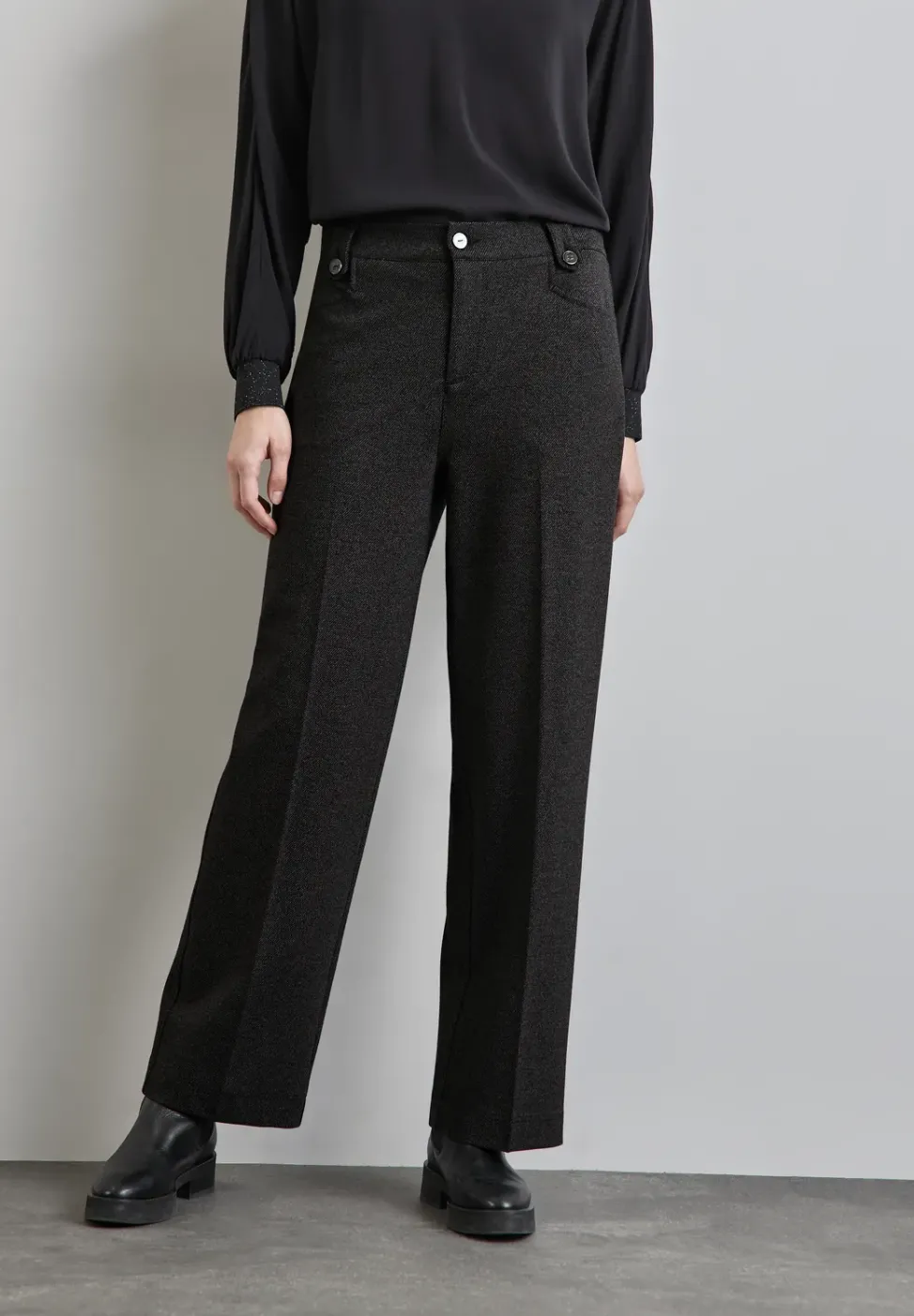 Straight Leg Hose
