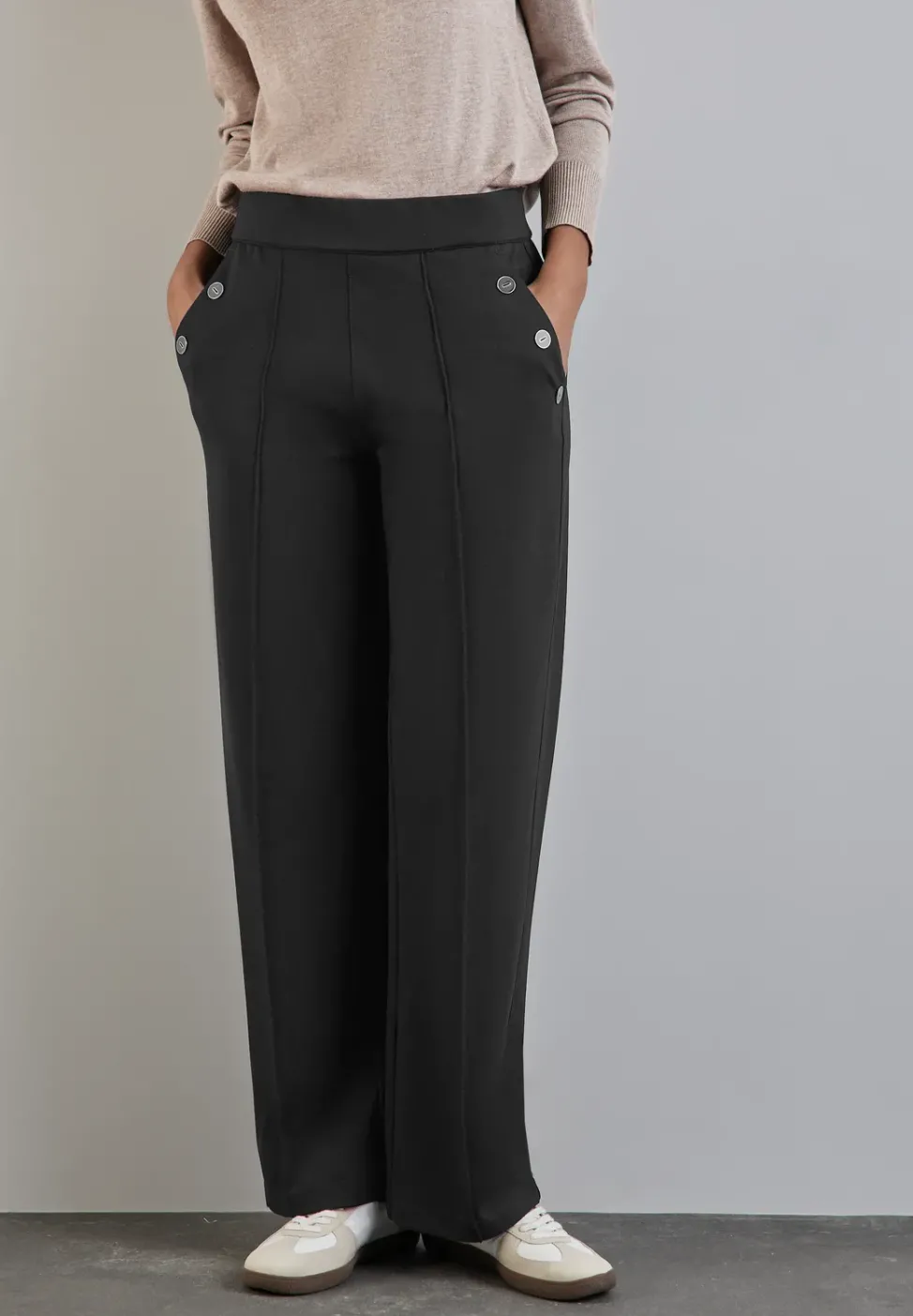 Straight Leg Hose