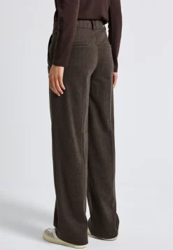 Straight Leg Hose