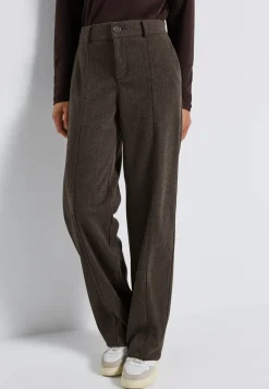 Straight Leg Hose