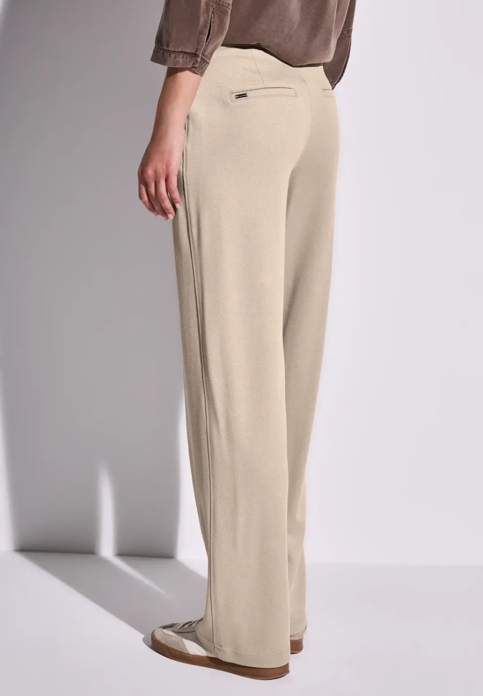 Straight Leg Hose