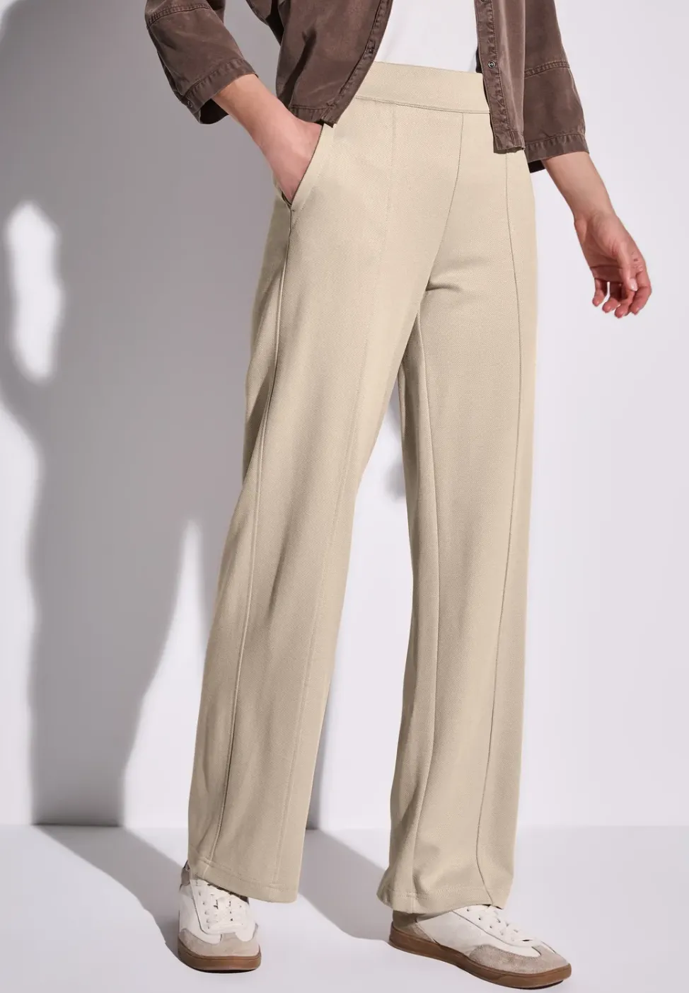 Straight Leg Hose