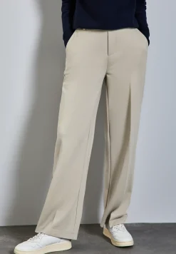 Straight Leg Hose