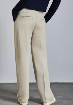 Straight Leg Hose