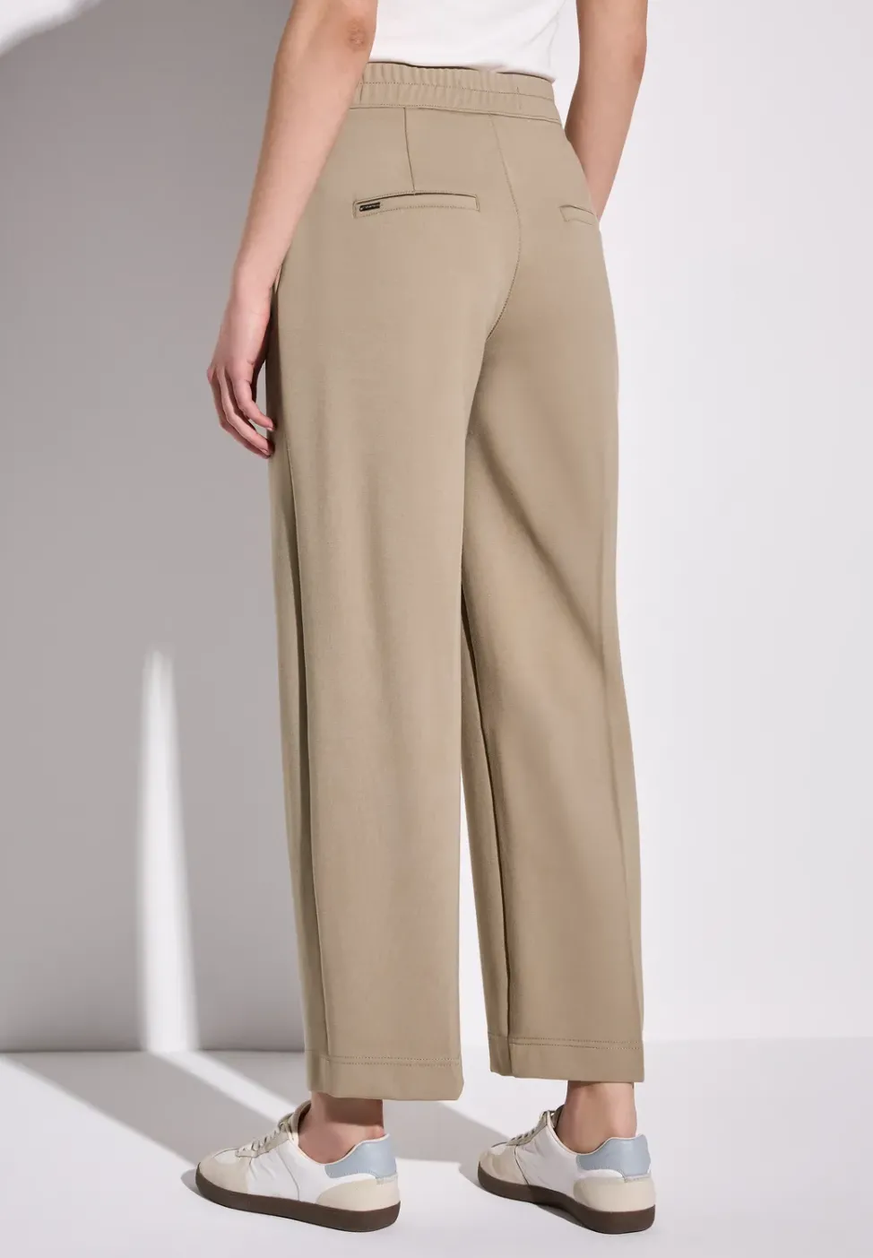 Straight Leg Hose