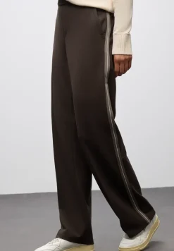 Straight Leg Hose