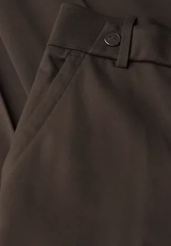 Straight Leg Hose