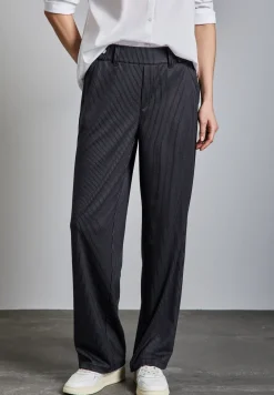 Straight Leg Hose