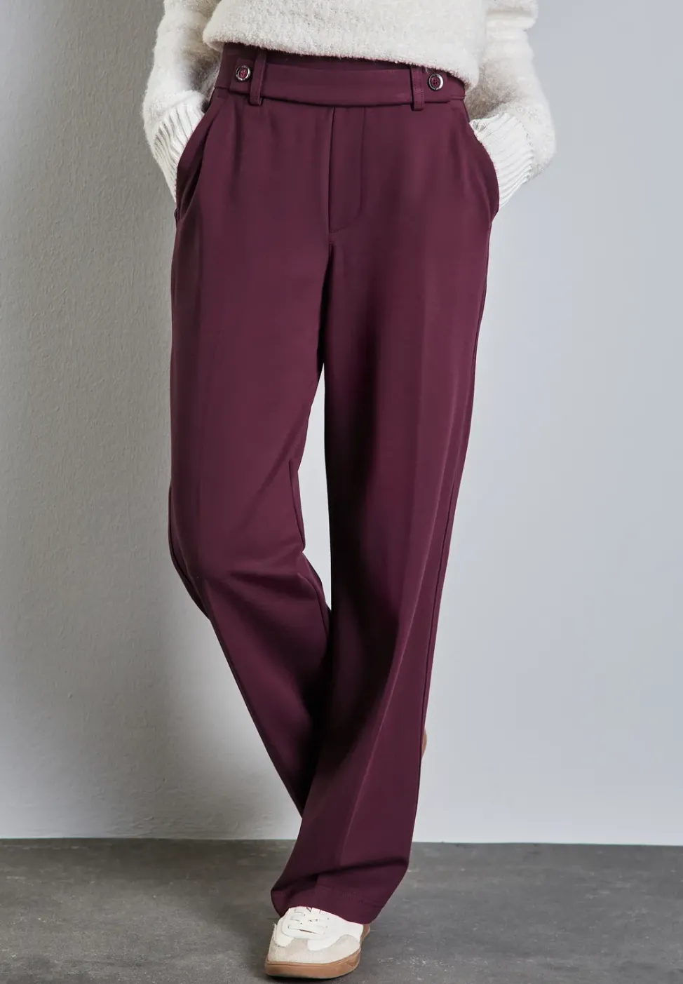 Straight Leg Hose
