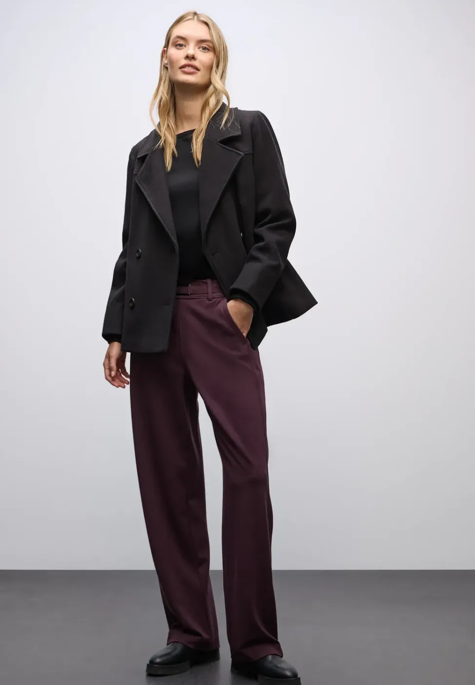 Straight Leg Hose mit Detail