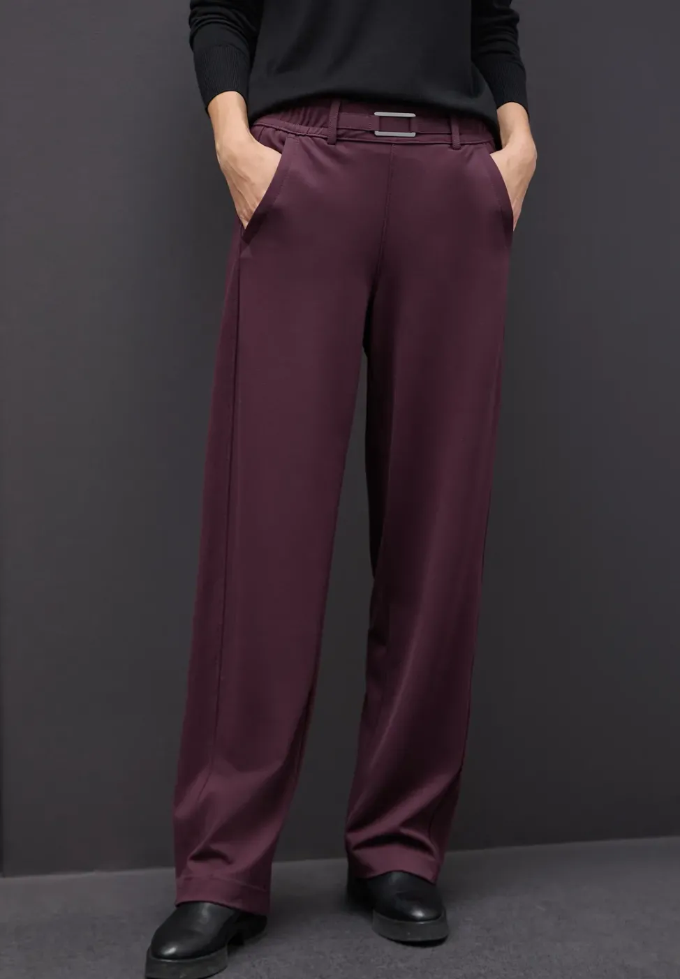 Straight Leg Hose mit Detail