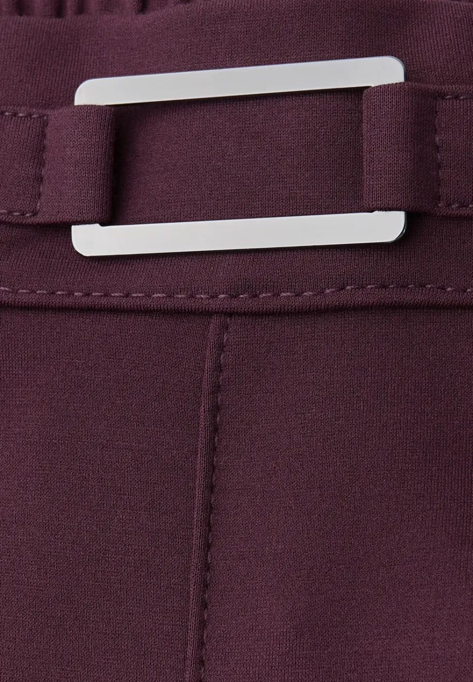 Straight Leg Hose mit Detail