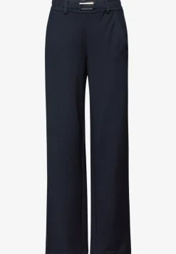 Straight Leg Hose mit Detail