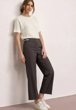 Straight Leg Hose mit Gürteldetails