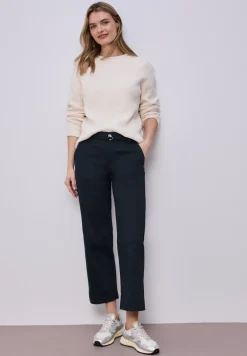 Straight Leg Hose mit Gürteldetail