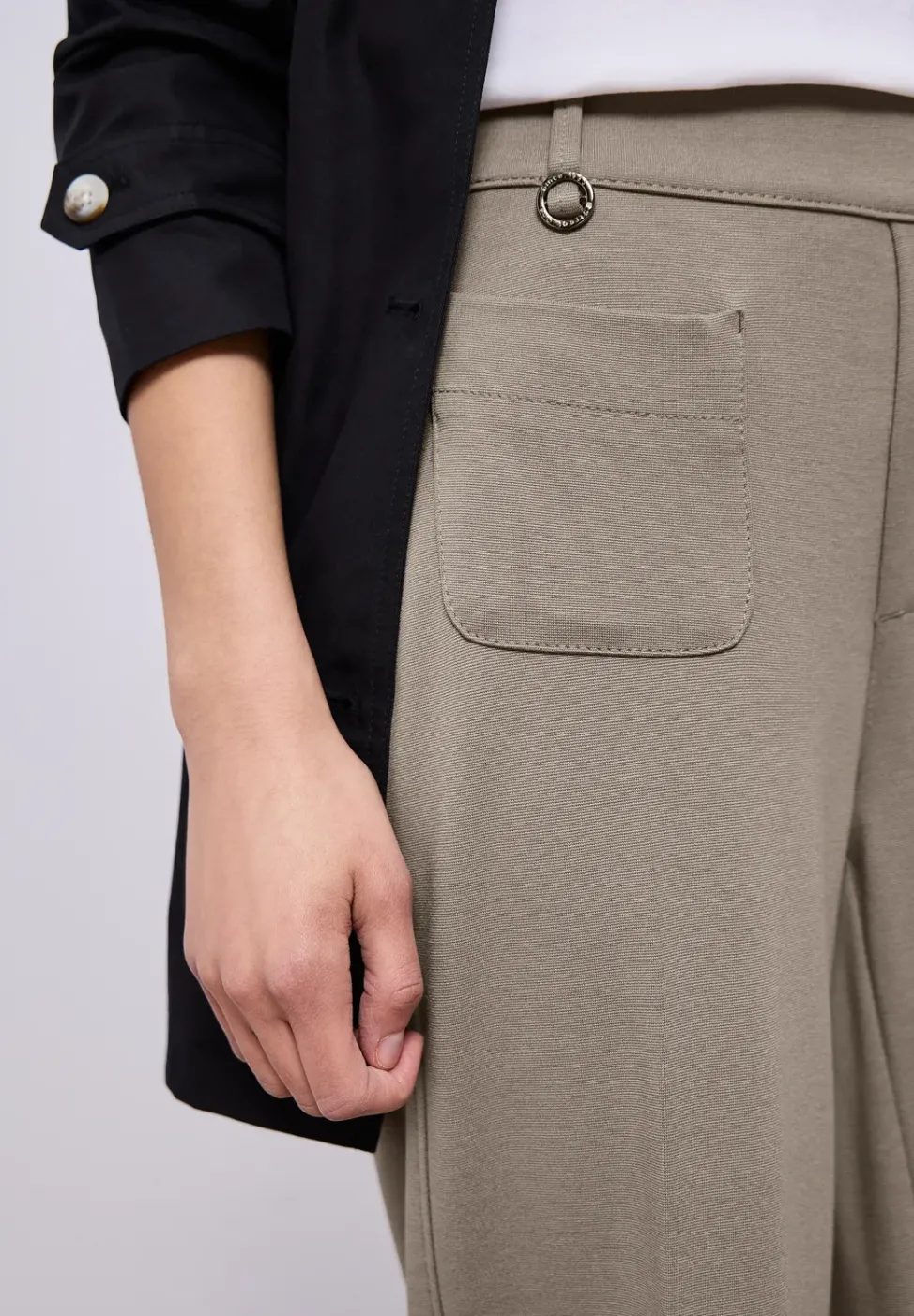 Straight Leg Hose mit Taschen