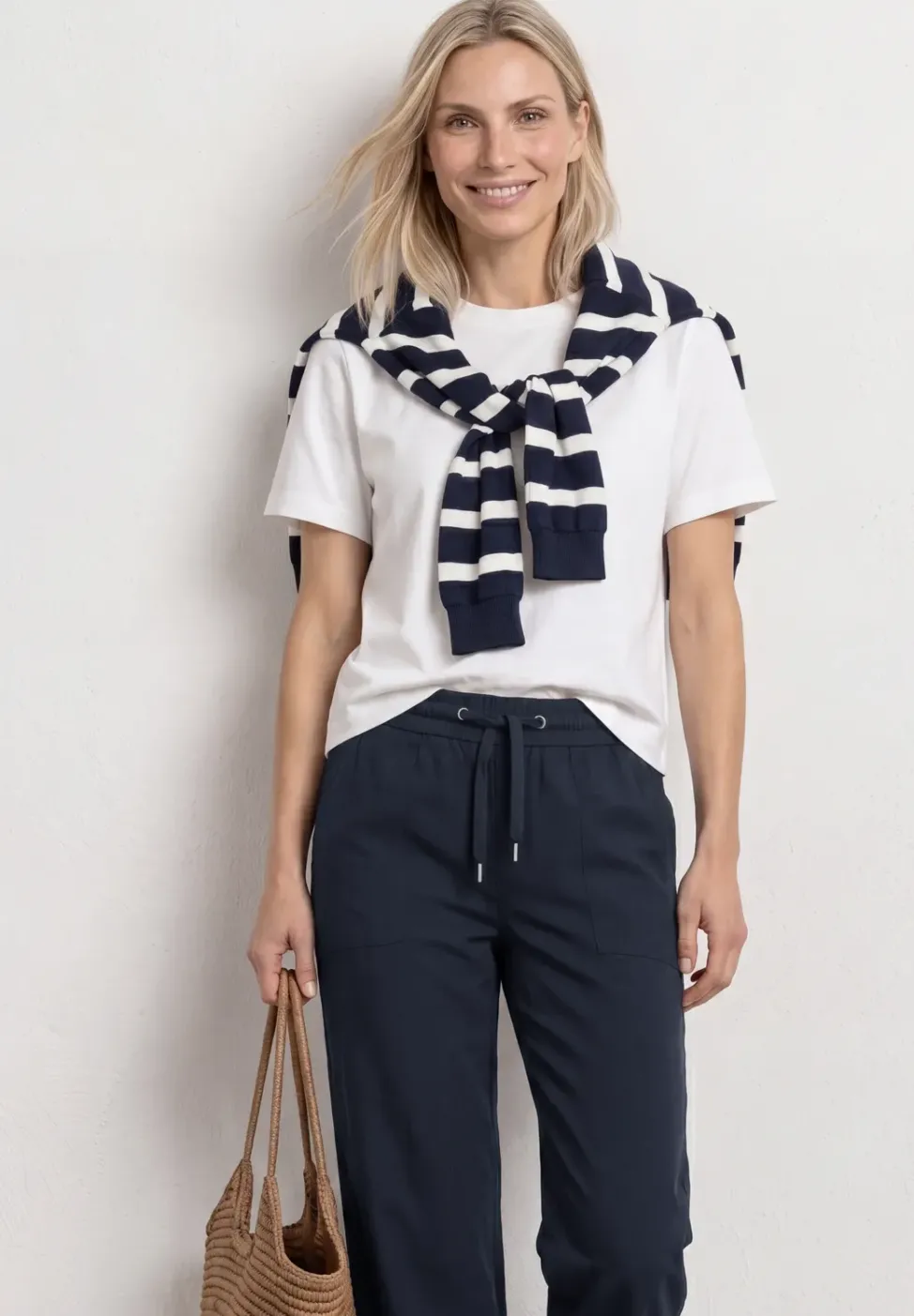 Straight Leg Hose mit Turn-Up-Detail