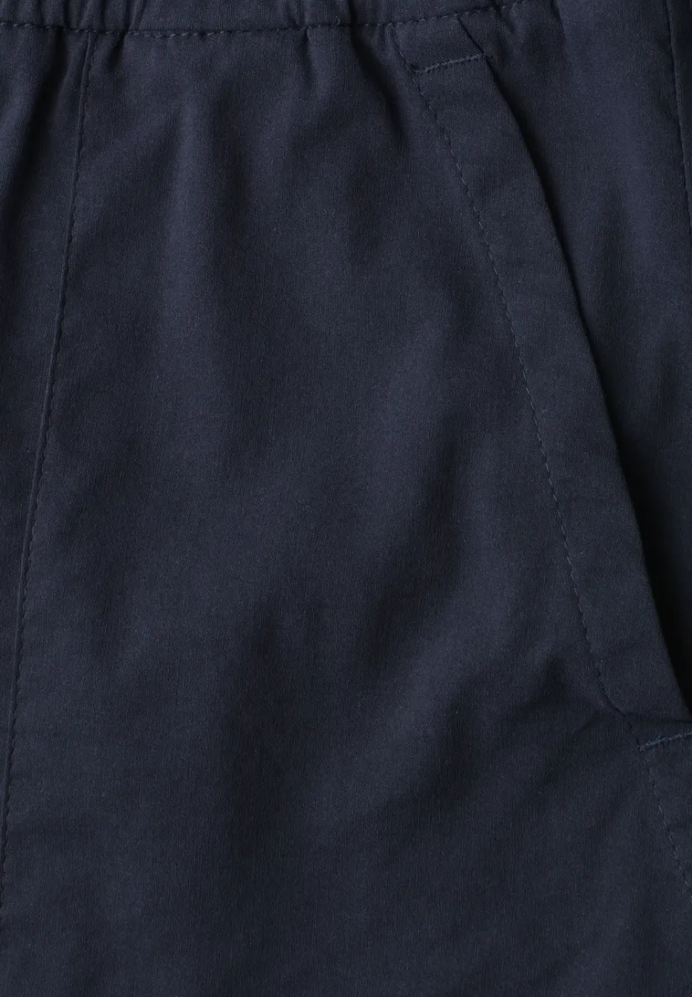 Straight Leg Hose mit Turn-Up-Detail