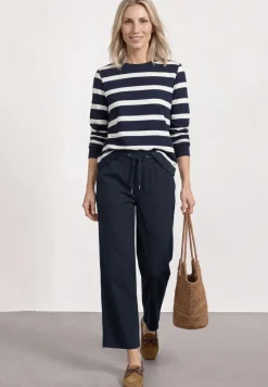 Straight Leg Hose mit Turn-Up-Detail