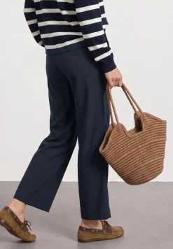 Straight Leg Hose mit Turn-Up-Detail