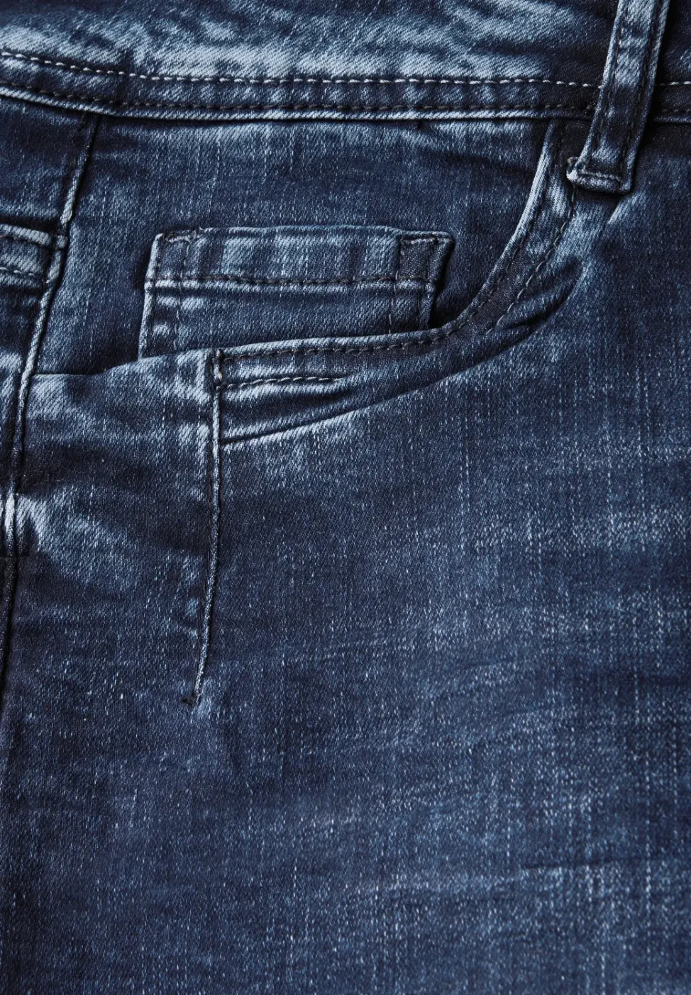 Straight Leg Jeans