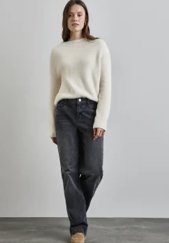 Straight Leg Jeans