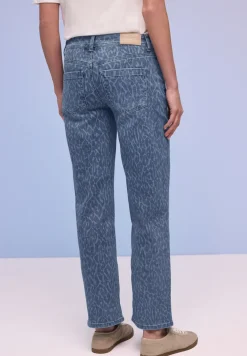 Straight Leg Jeans