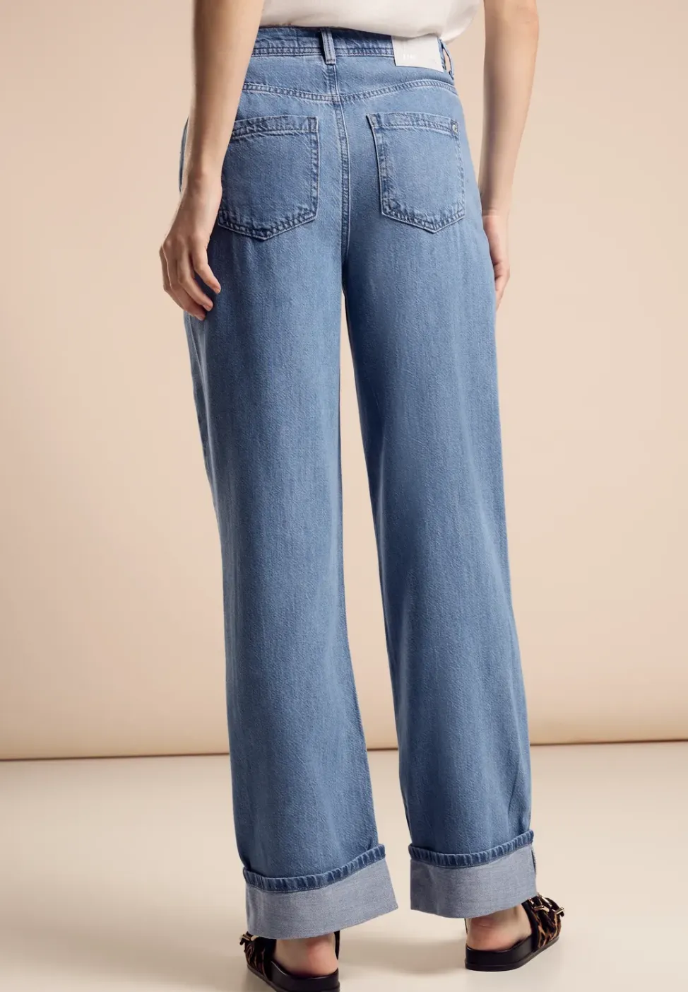 Straight Leg Jeans
