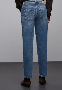 Straight Leg Jeans