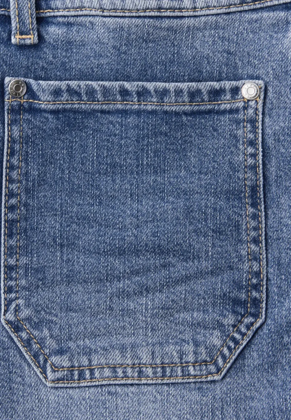 Straight Leg Jeans mit Saumdetail
