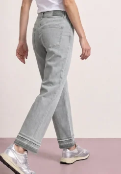 Straight Leg Jeans mit Ziersaum