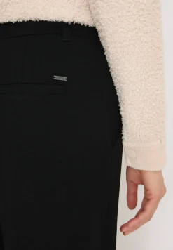 Straight Leg Jersey-Hose